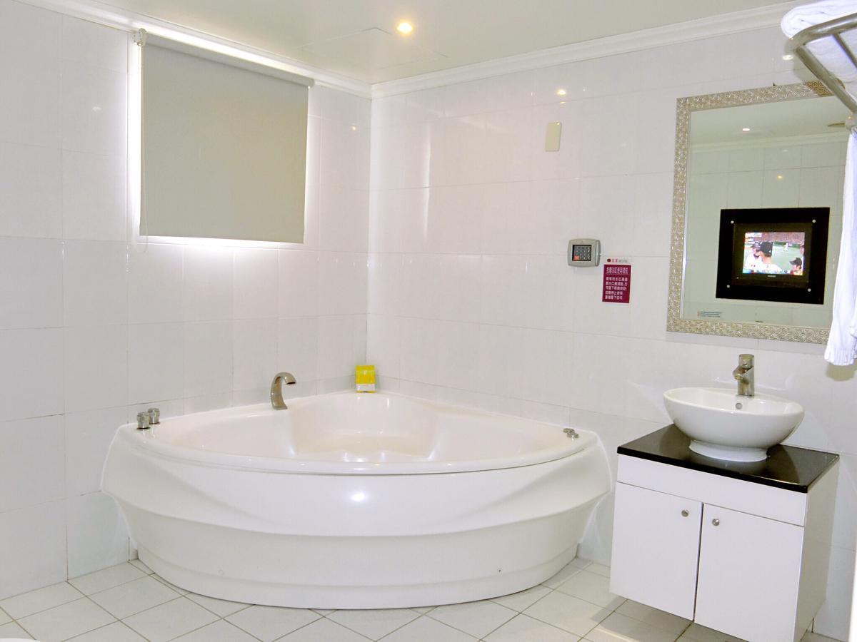Huang Xing Motel Pingtung Екстериор снимка